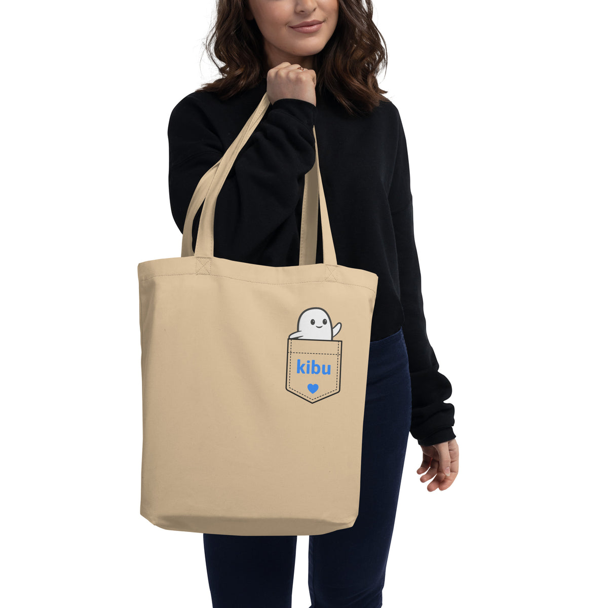 Boo Pocket Tote - Oyster, carried on model