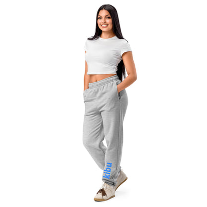 Kibu Joggers - Athletic Heather, left leg detail on model